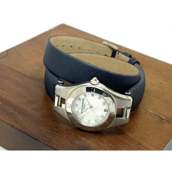 Baume & Mercier Women display picture 2